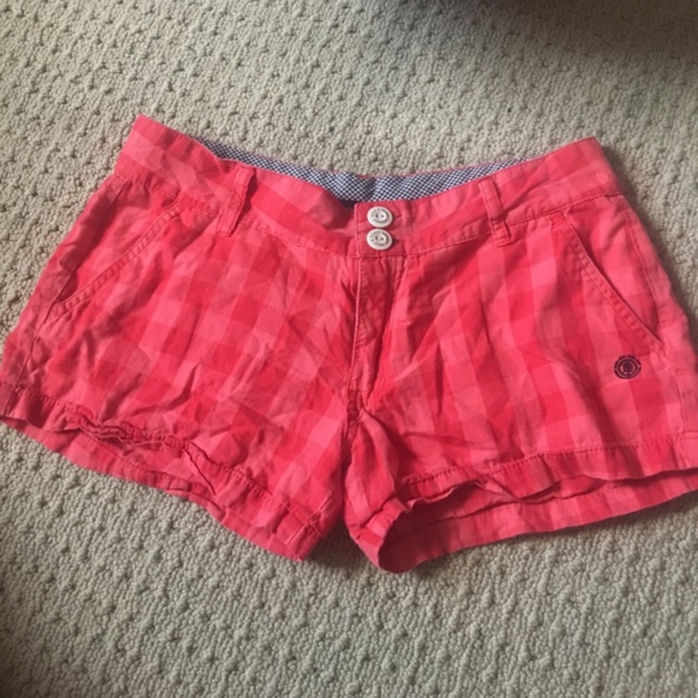Element shorts ; size 5